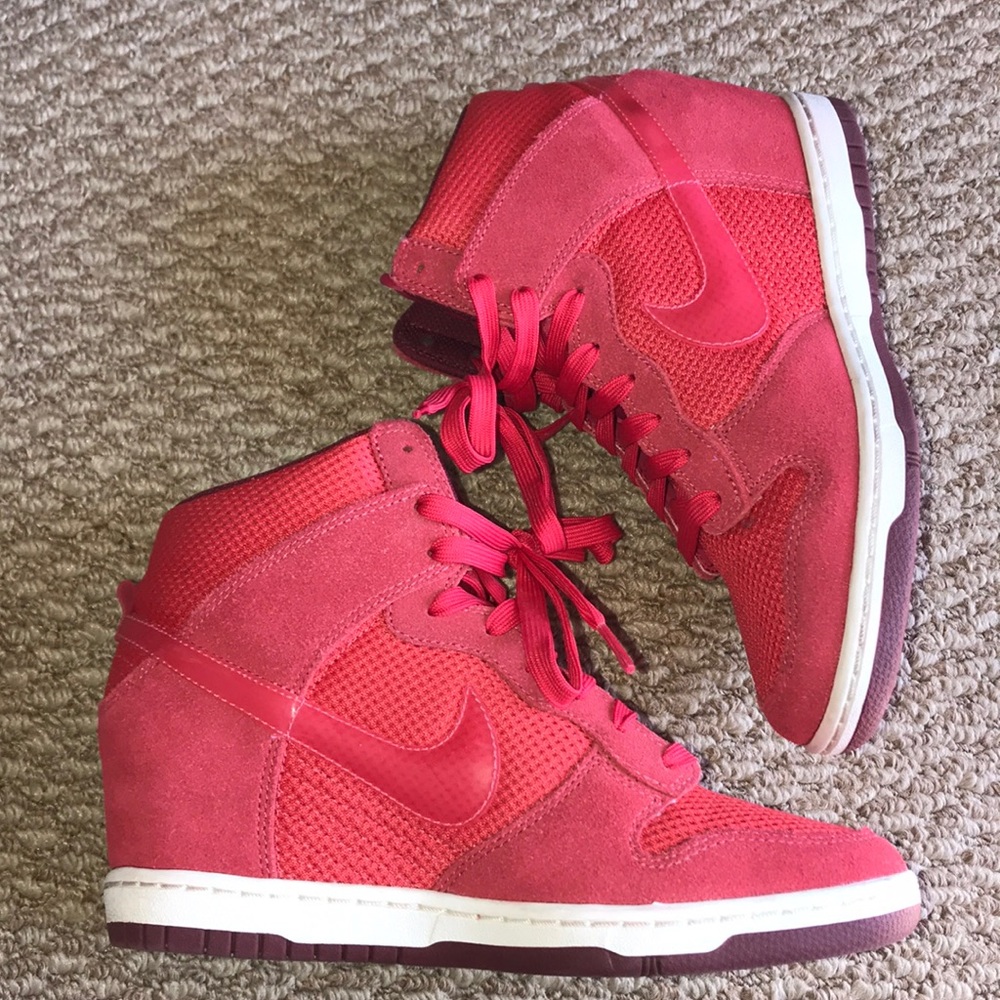 Nike Dunk Sky Hi sneaker